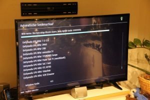 TELEFUNKEN Smart TV LU49FZ30 im Test